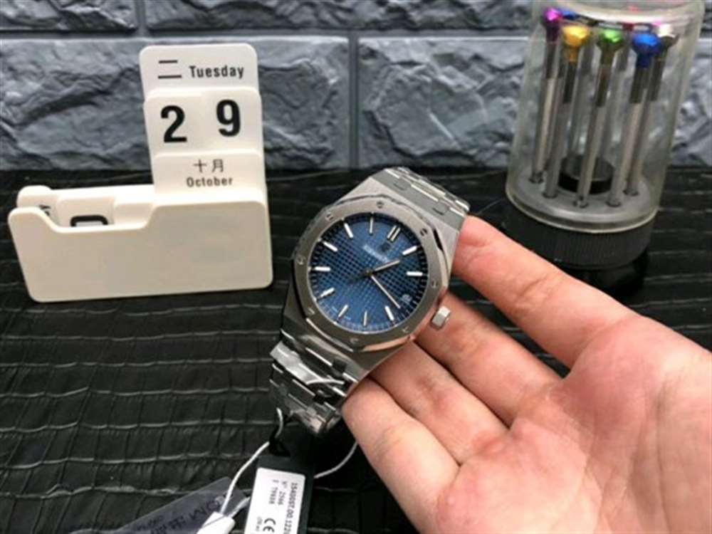 ZF厂爱彼15500对比TW厂爱彼以及OM厂怎么样？
