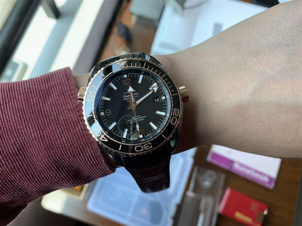 复刻表镀金会掉色吗？