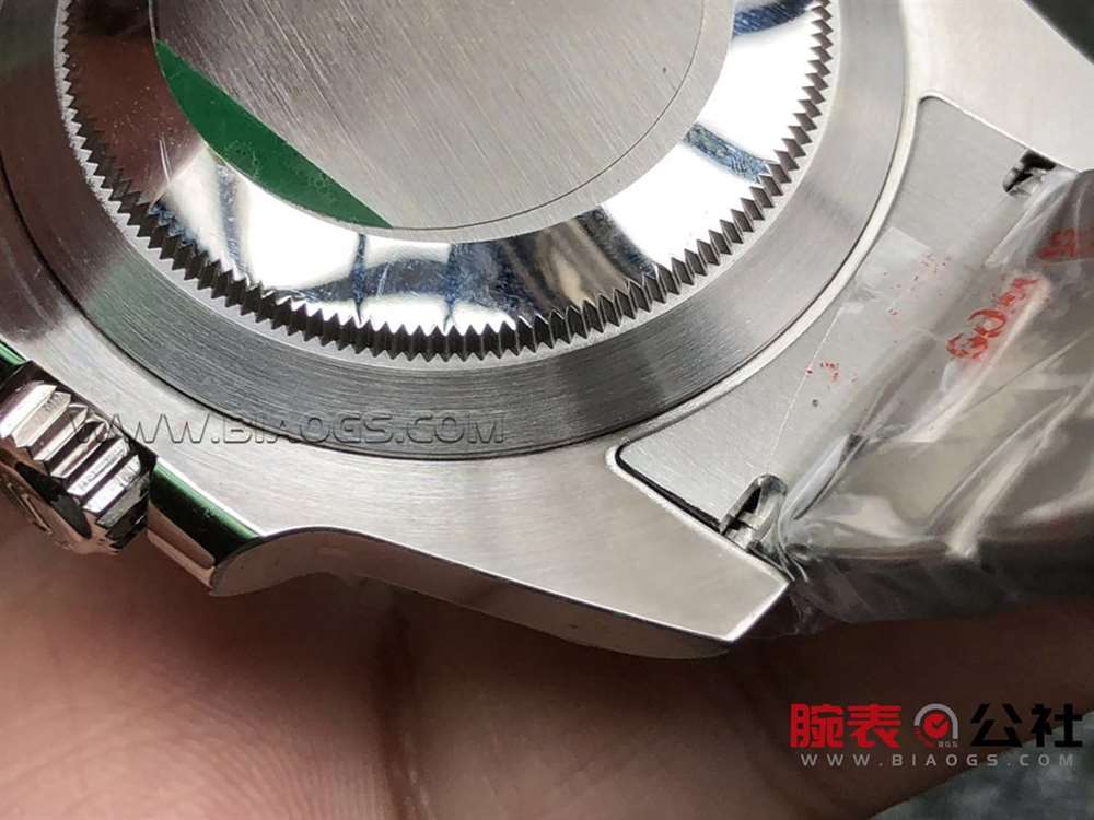 实测:N厂V8版劳力士水鬼复刻表一眼假? 第8张