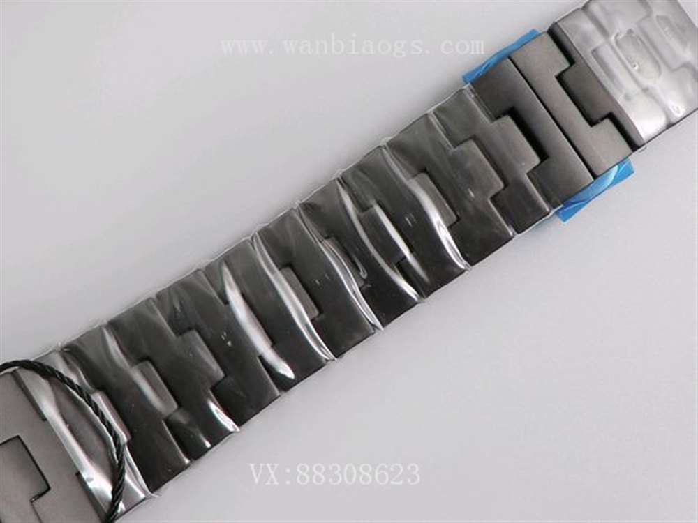 全黑陶瓷腕表VS厂V2版沛纳海438评测对比  第14张