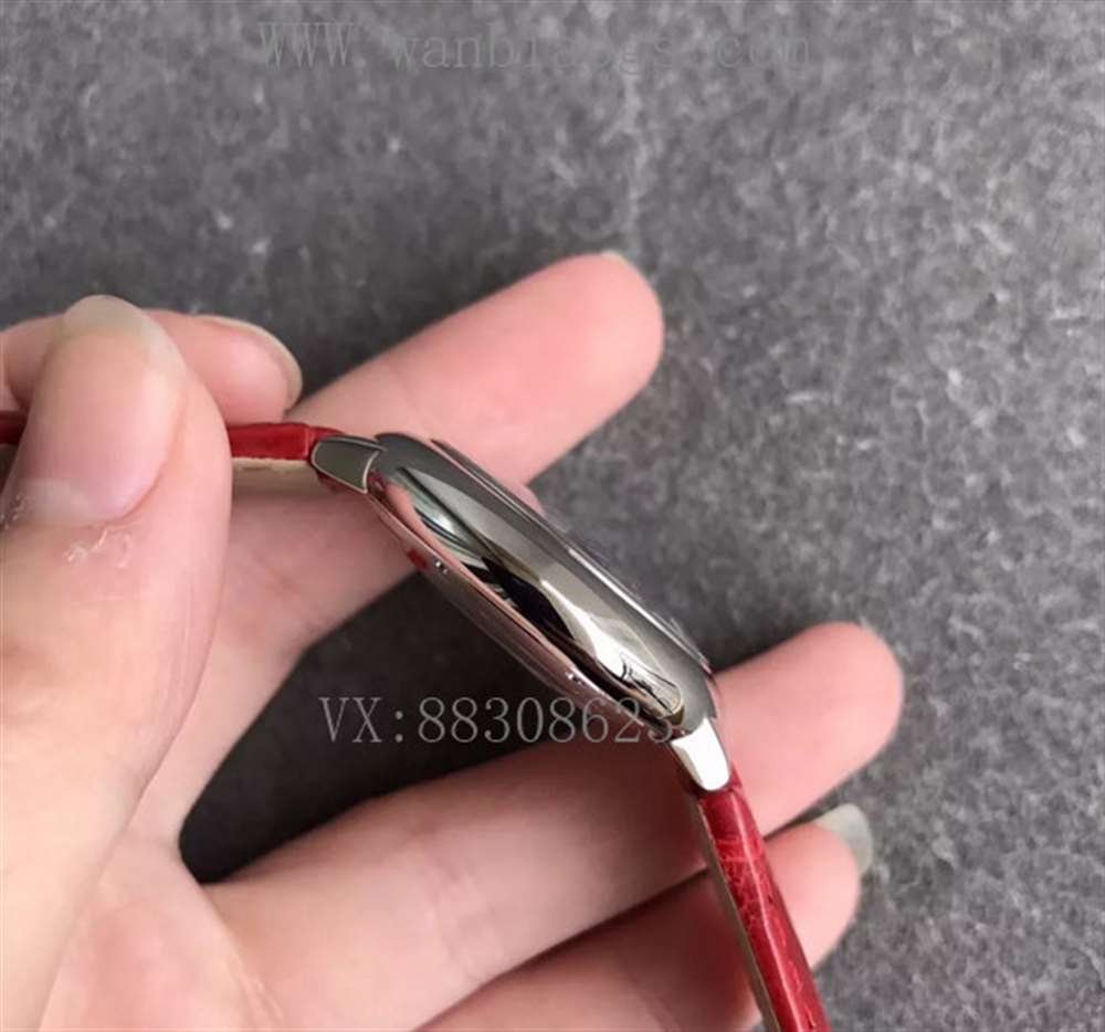 AF厂卡地亚蓝气球中国红腕表评测对比正品解析 第3张