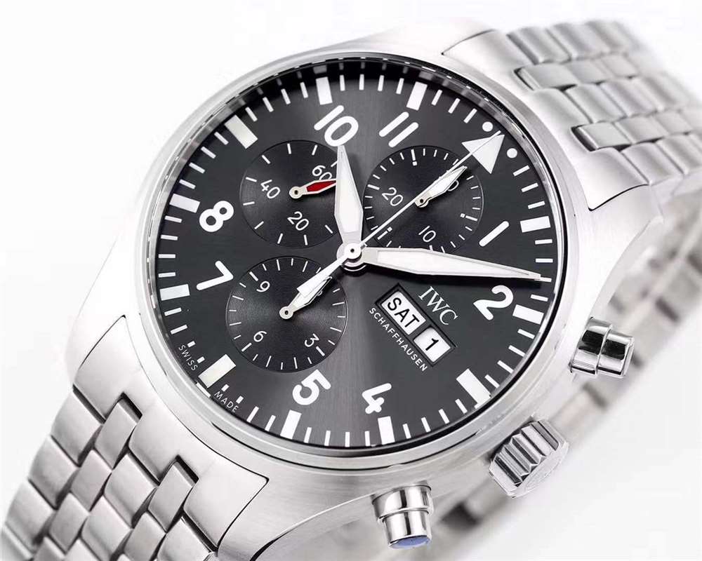 zf厂万国喷火战机飞行员计时腕表iw377719多功能计时