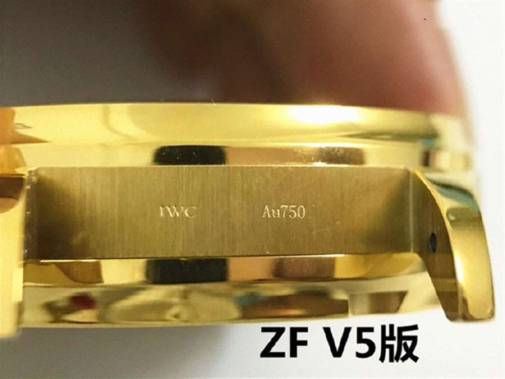 ZF厂万国V5葡七黄金版对比低版本有什么区别？  第4张