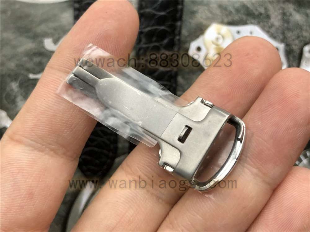 AF厂卡地亚坦克复刻表做工评测-实拍展示 第7张