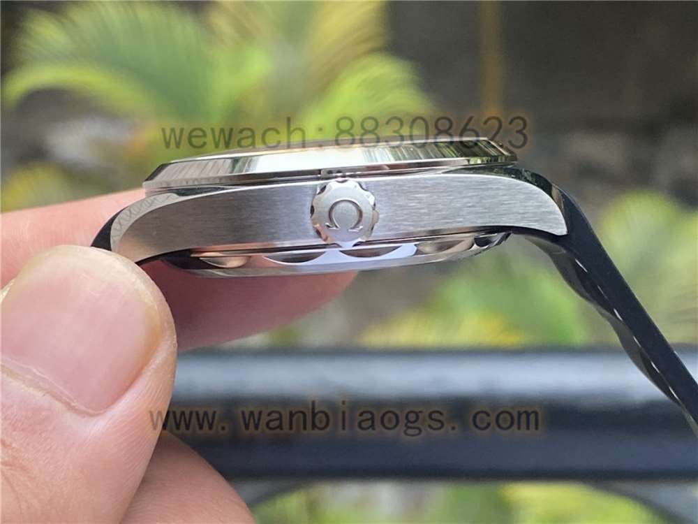 VS厂欧米茄绿海马150复刻表做工评测-实拍展示 第5张