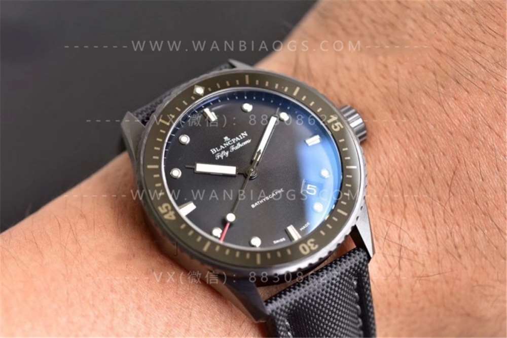 GF厂宝珀五十噚5000「深潜器蓝面陶瓷」腕表做工评测  第1张
