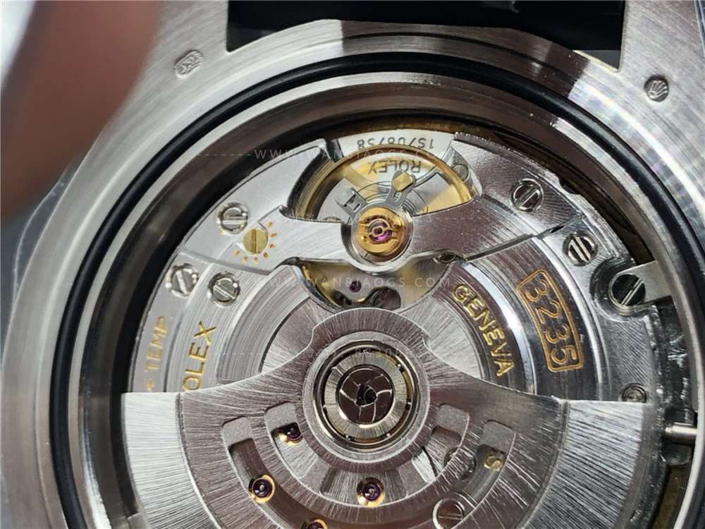 VS厂劳力士白金游艇42mm「3135机」腕表做工评测 第7张