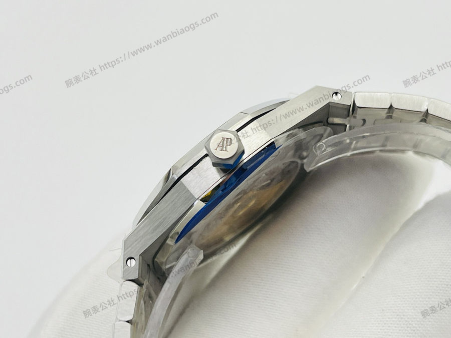 APS厂爱彼一体3120最强”钢王”15400(白面)腕表评测 第6张