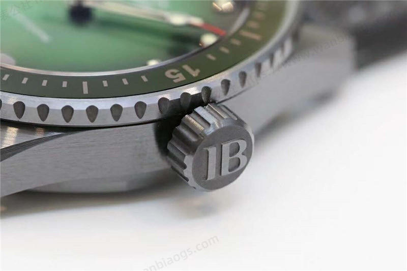 ​GF厂宝珀五十噚系列5005极光绿陶瓷腕表评测  第4张